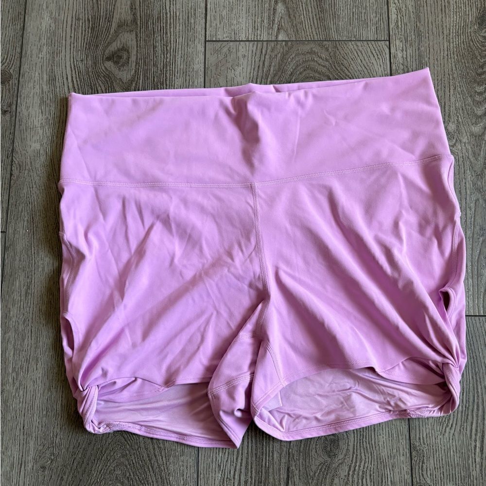 Fabletics oasis high waisted twist shorts 3”